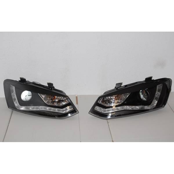Set Of Headlamps Day Light Volkswagen Polo 2009